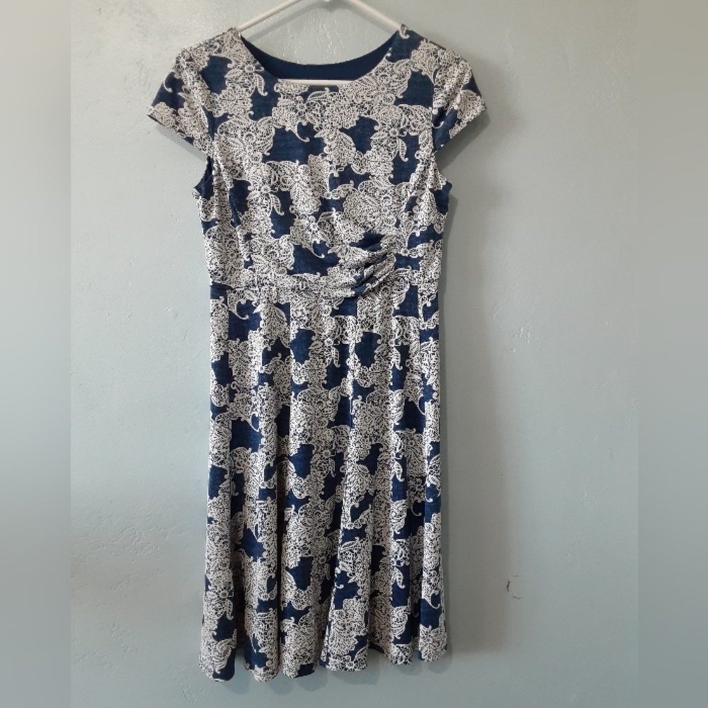 Studio One New York girls Petite Small blue floral dress